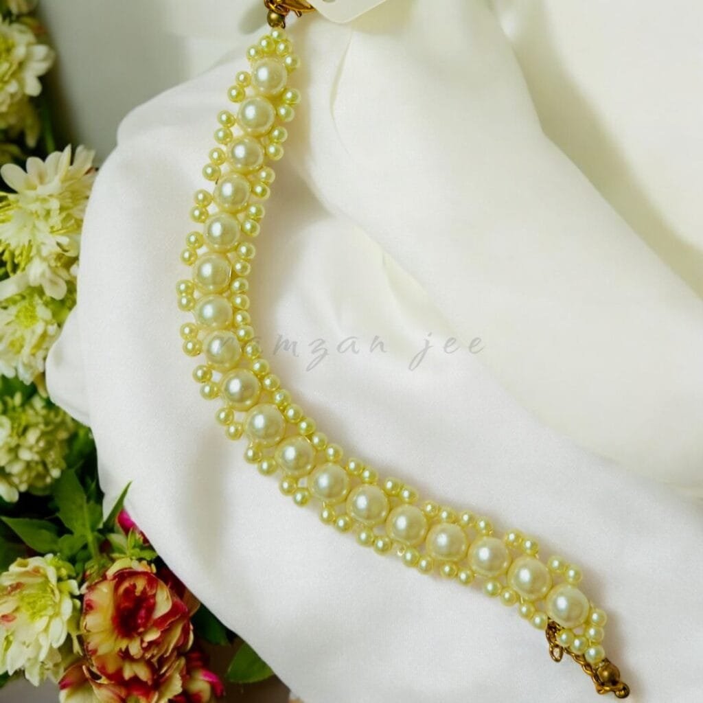 "Elegant charm bracelet with sparkling gemstones for women"