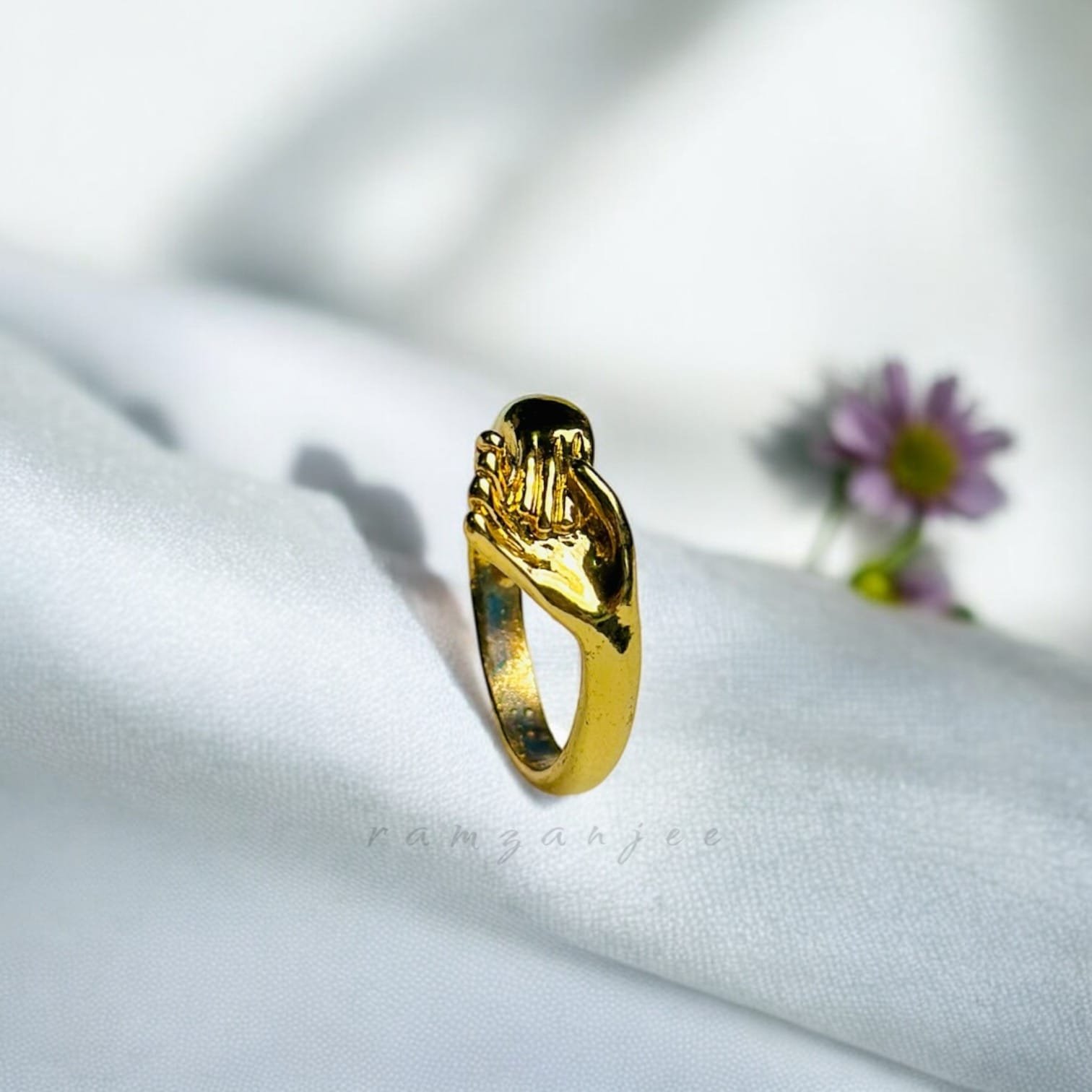 "Elegant diamond engagement ring in a gold band, perfect for weddings."