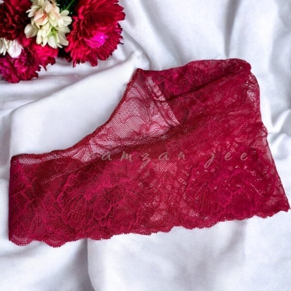 "Non-slip under-scarf cap for hijabs, designed for comfort."