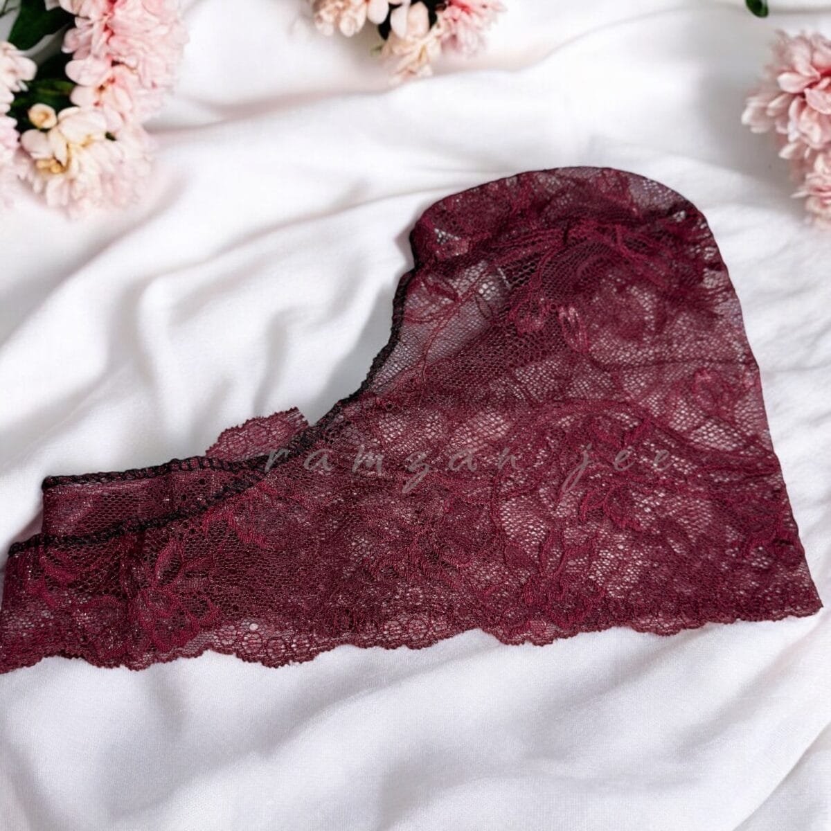"Secure your hijab in style! ✨ Discover our premium hijab caps for a perfect fit."