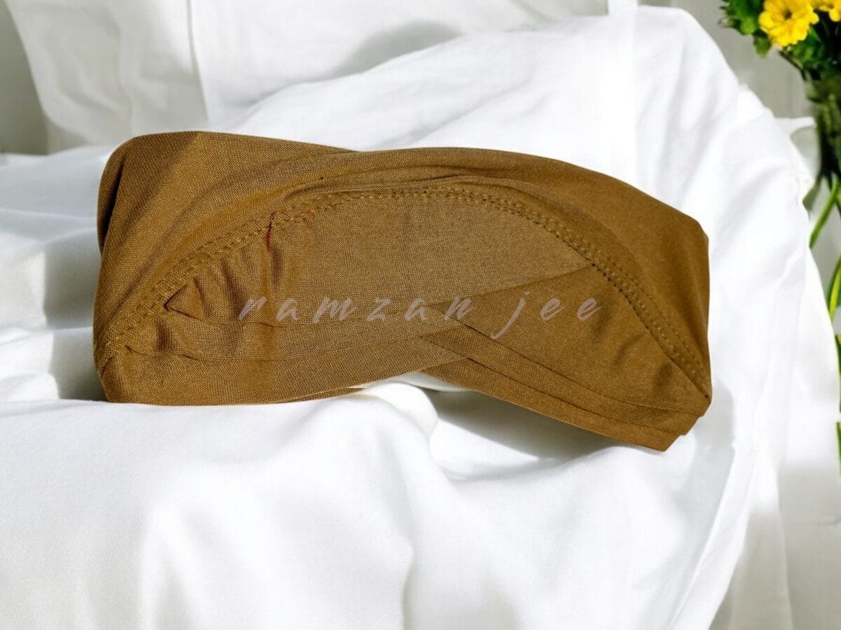 "Breathable hijab cap in soft cotton for a secure fit."