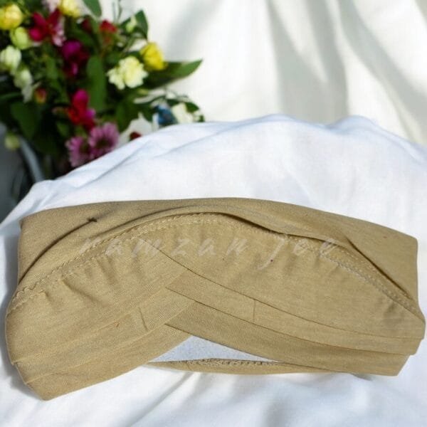 "Breathable hijab cap in soft cotton for a secure fit."