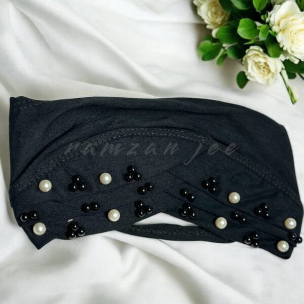 "Breathable hijab cap in soft cotton for a secure fit."