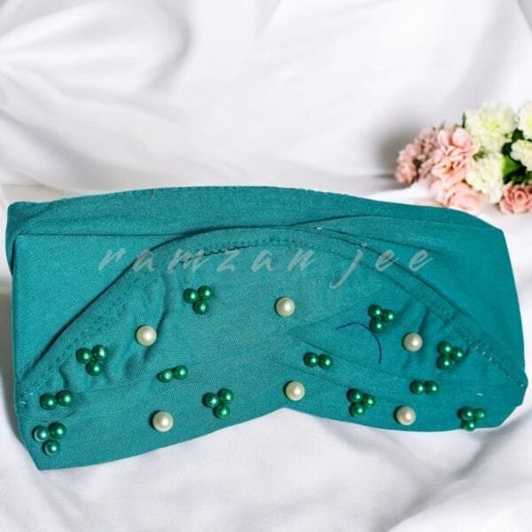 "Breathable hijab cap in soft cotton for a secure fit."