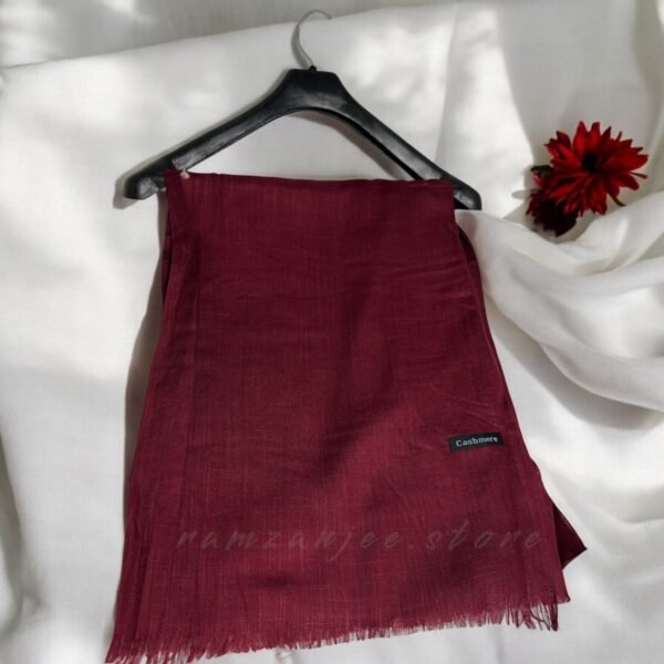 "Luxurious Cashmere Lawn Hijab in earthy tones"