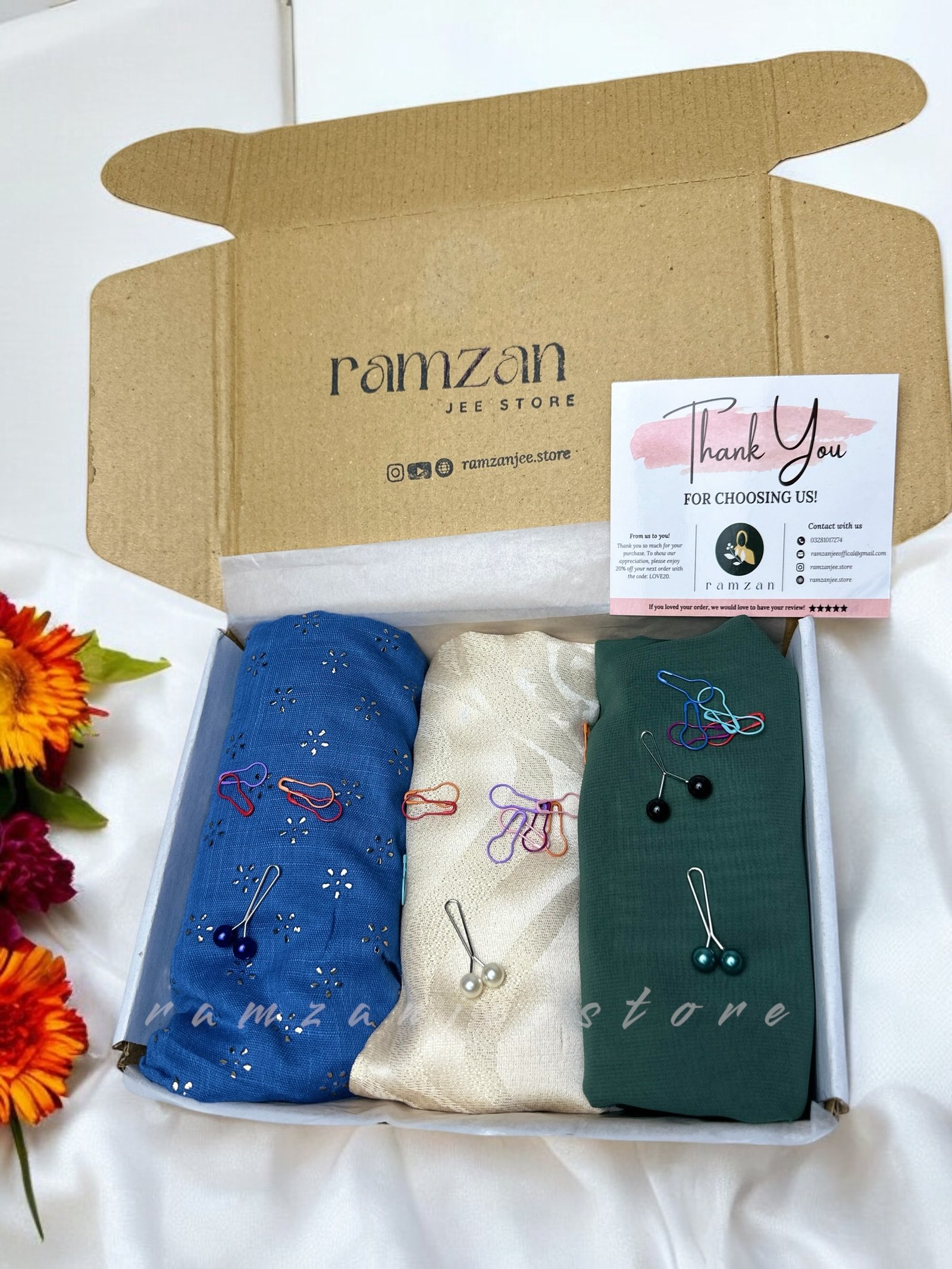 "Soft, stretchy hijab bands for a secure and comfortable hijab fit." "Soft, stretchy hijab bands for a secure and comfortable hijab fit."